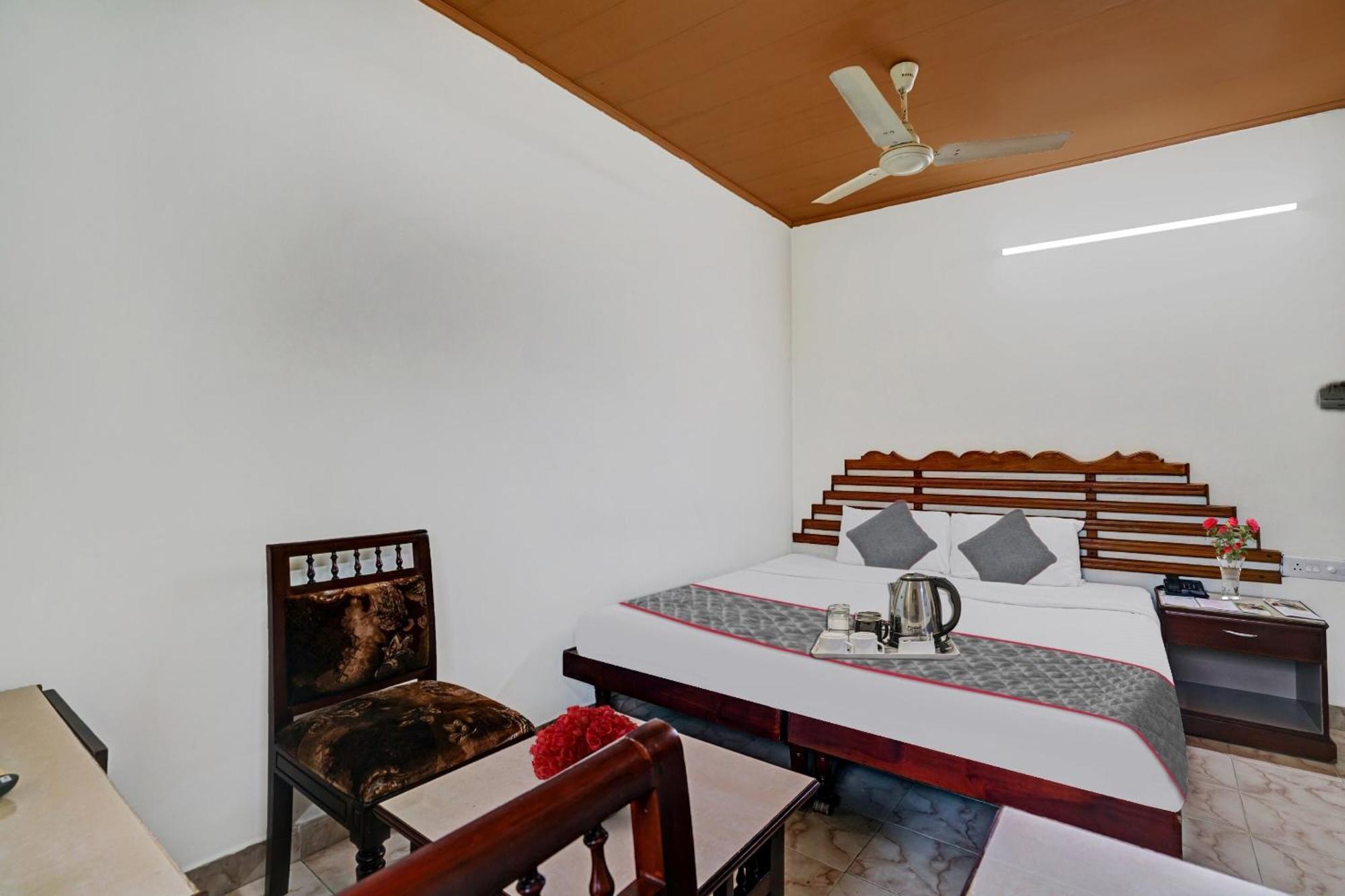 Palette - Pagoda Resorts Alappuzha Exterior photo