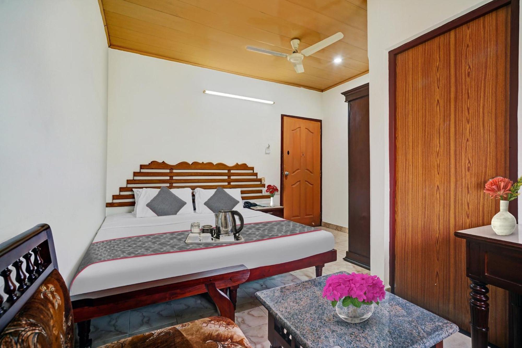 Palette - Pagoda Resorts Alappuzha Exterior photo